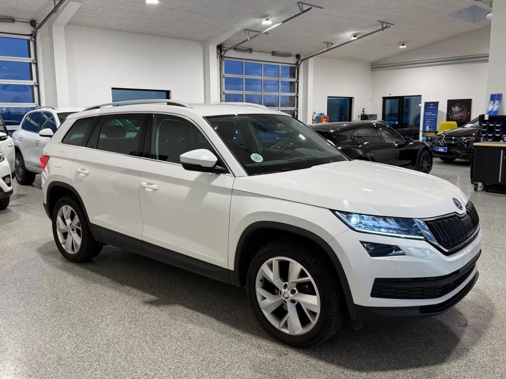 Skoda Kodiaq 1, 5 TSI DSG7 150ps Style LED  Facelift DK - изображение 2