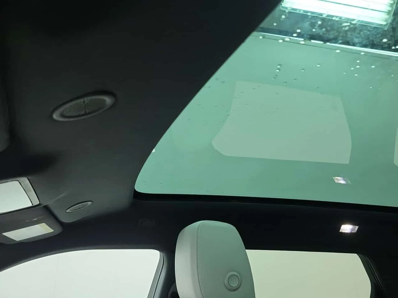 Land Rover Range Rover Evoque * SE * CARFAX * ЦЕНА ДО БГ, снимка 12 - Автомобили и джипове - 54042746