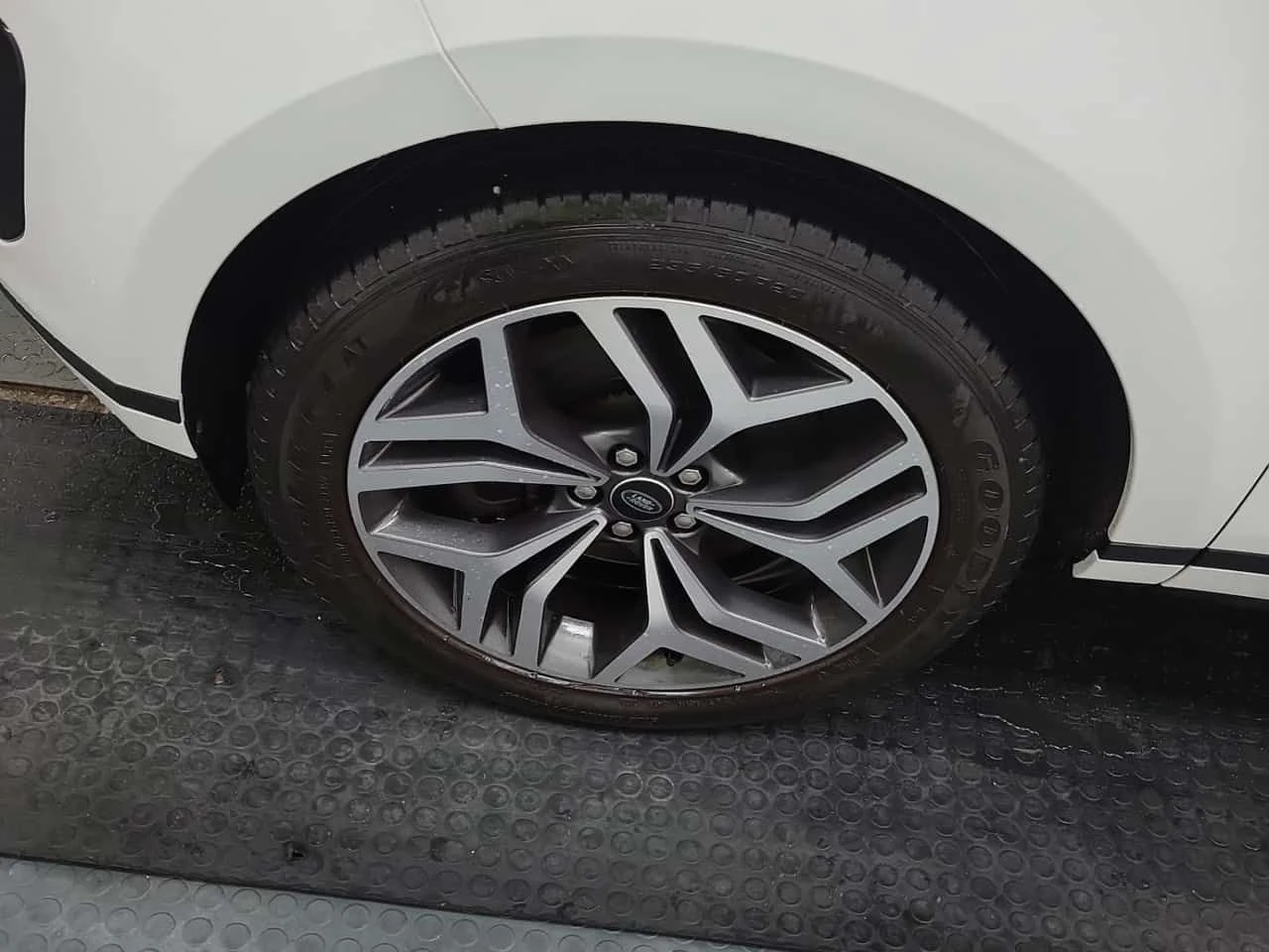 Land Rover Range Rover Evoque * SE * CARFAX * ЦЕНА ДО БГ, снимка 14 - Автомобили и джипове - 54042746