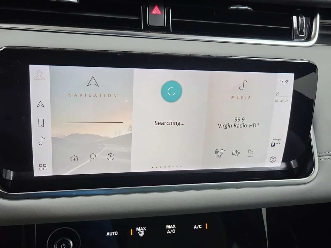 Land Rover Range Rover Evoque * SE * CARFAX * ЦЕНА ДО БГ, снимка 9 - Автомобили и джипове - 54042746