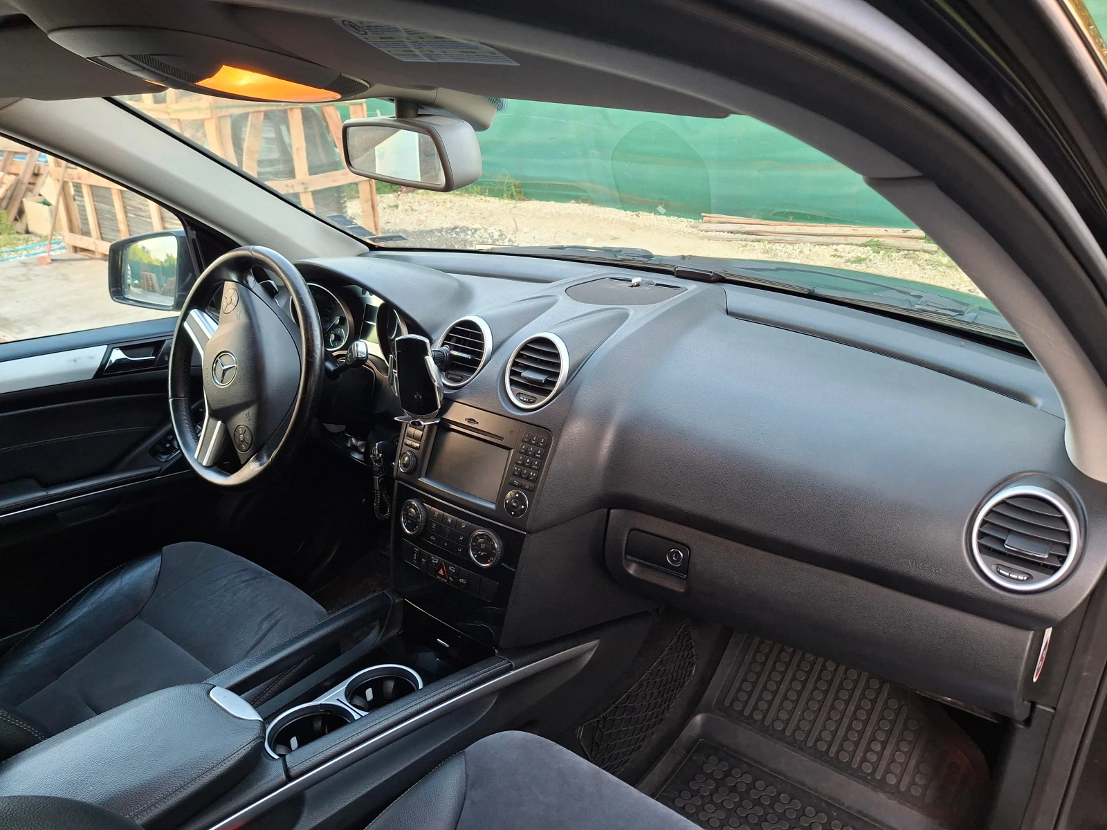 Mercedes-Benz ML 350 4 MATIC Sport FACELIFT, снимка 14 - Автомобили и джипове - 55017890