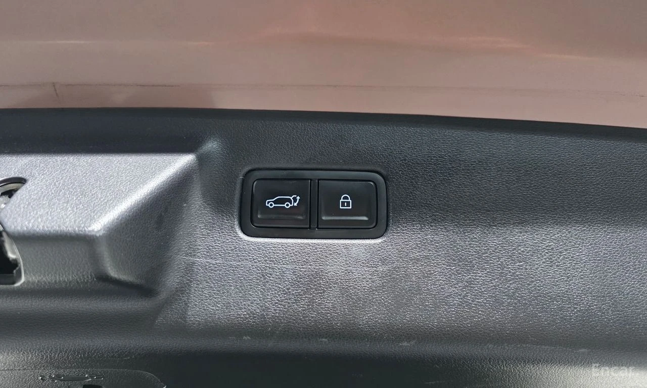 Hyundai Santa fe 1.6* HYBRID* PRESTIGE* ПОДГРЕВ* ОБДУХВАНЕ* 360КАМЕ, снимка 16 - Автомобили и джипове - 55049409