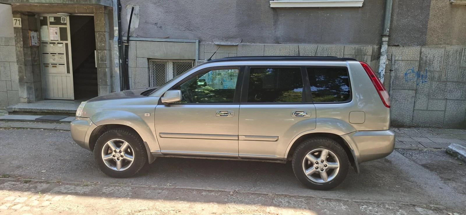 Nissan X-trail 2.2 DCI 136ps, снимка 2 - Автомобили и джипове - 55091757