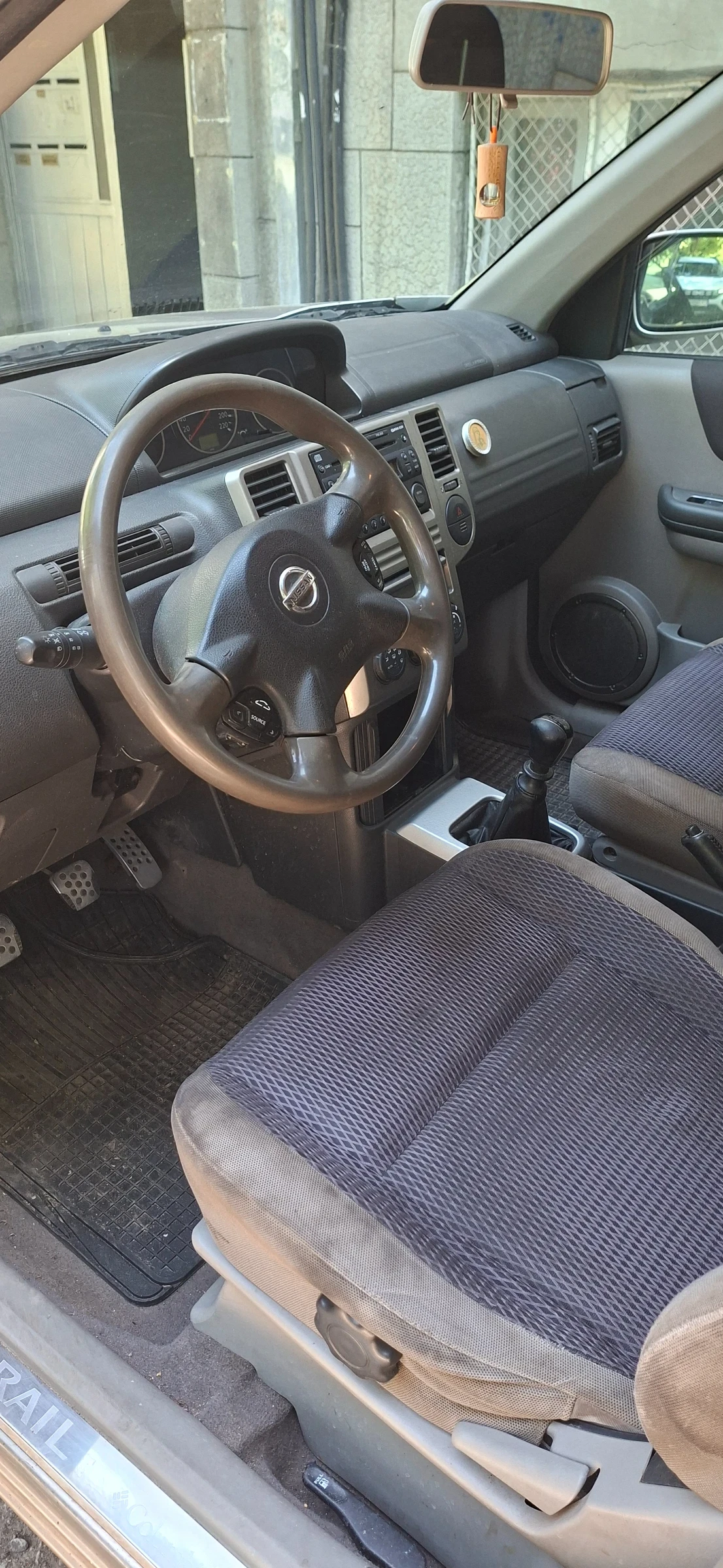 Nissan X-trail 2.2 DCI 136ps, снимка 15 - Автомобили и джипове - 55091757