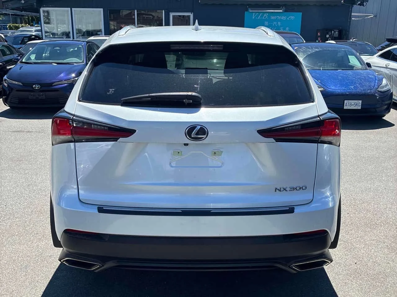 Lexus NX 300 CARFAX/ПАНОРАМА/ПОДГРЕВ/НАВИ/ПАМЕТ, снимка 4 - Автомобили и джипове - 55374413