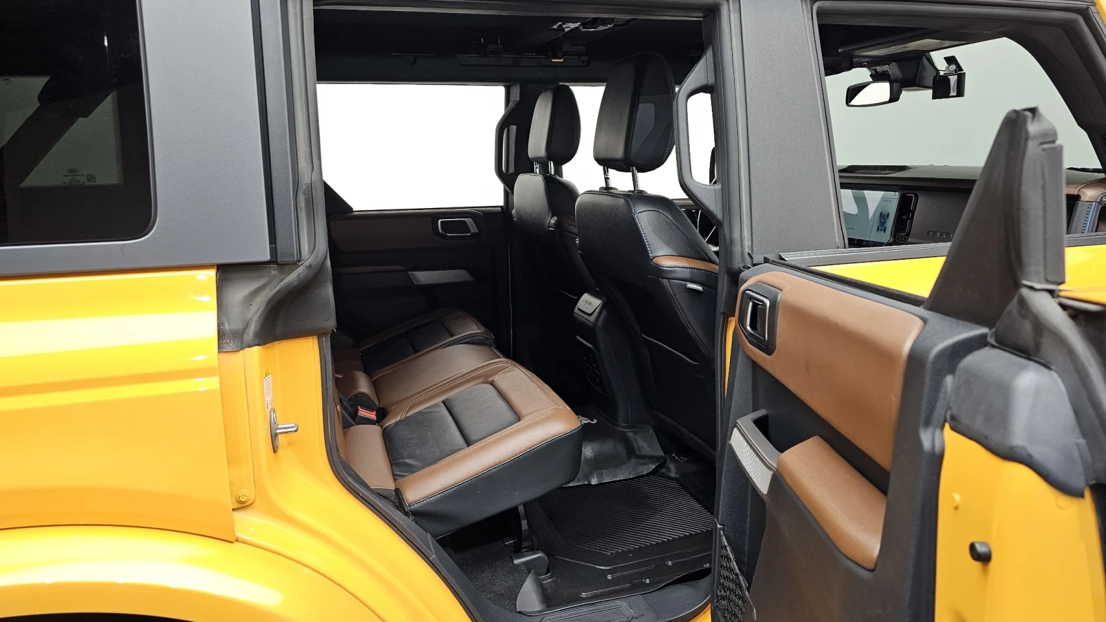 Ford Bronco 2.7* 360* BLIND SPOT* ПОДГРЕВ ВОЛАН* КРАЙНА ЦЕНА, снимка 11 - Автомобили и джипове - 55496096