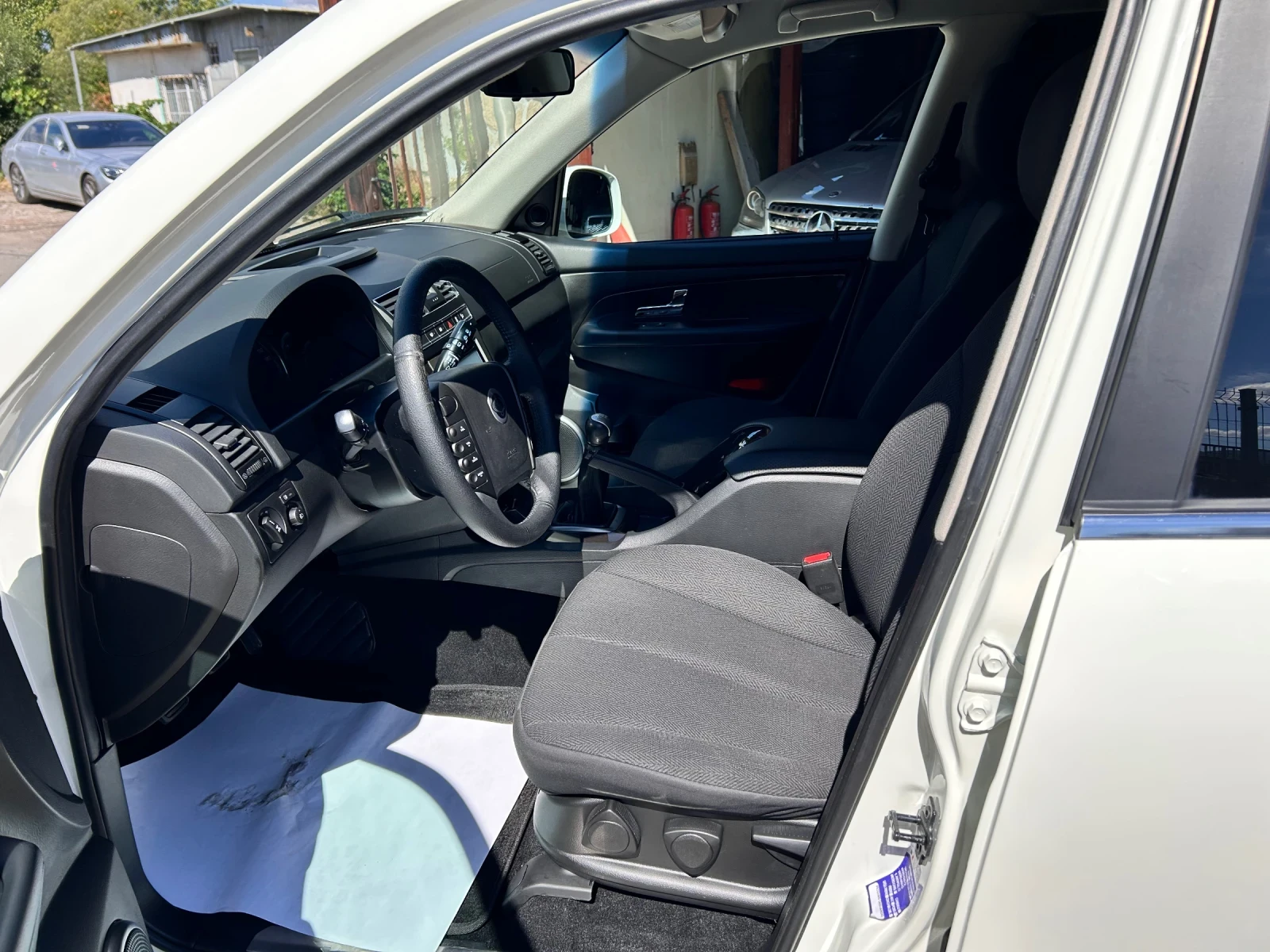 SsangYong Rexton 2.0XDI 4WD 185000к.м, снимка 7 - Автомобили и джипове - 55952451
