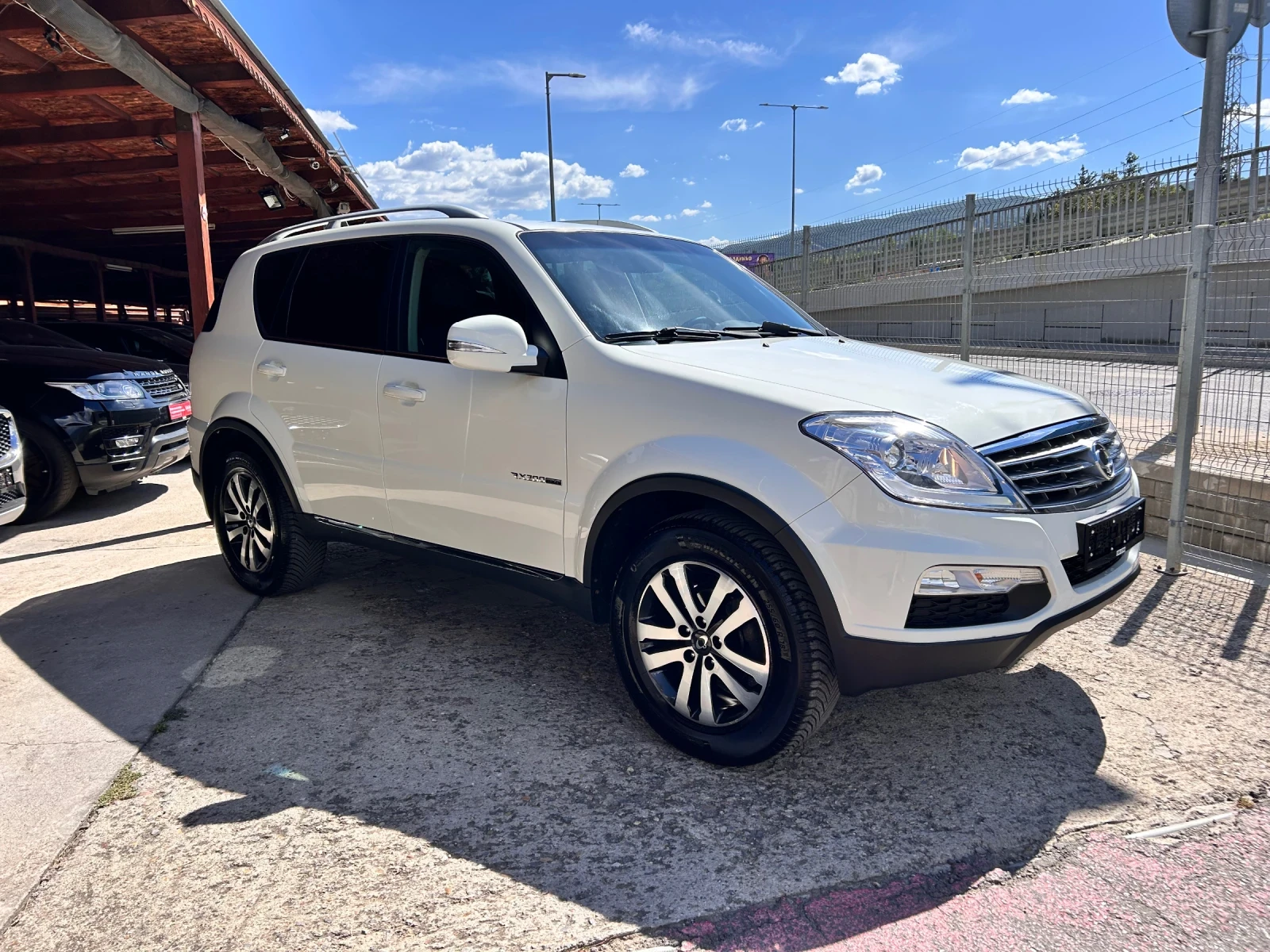 SsangYong Rexton 2.0XDI 4WD 185000к.м, снимка 5 - Автомобили и джипове - 55952451