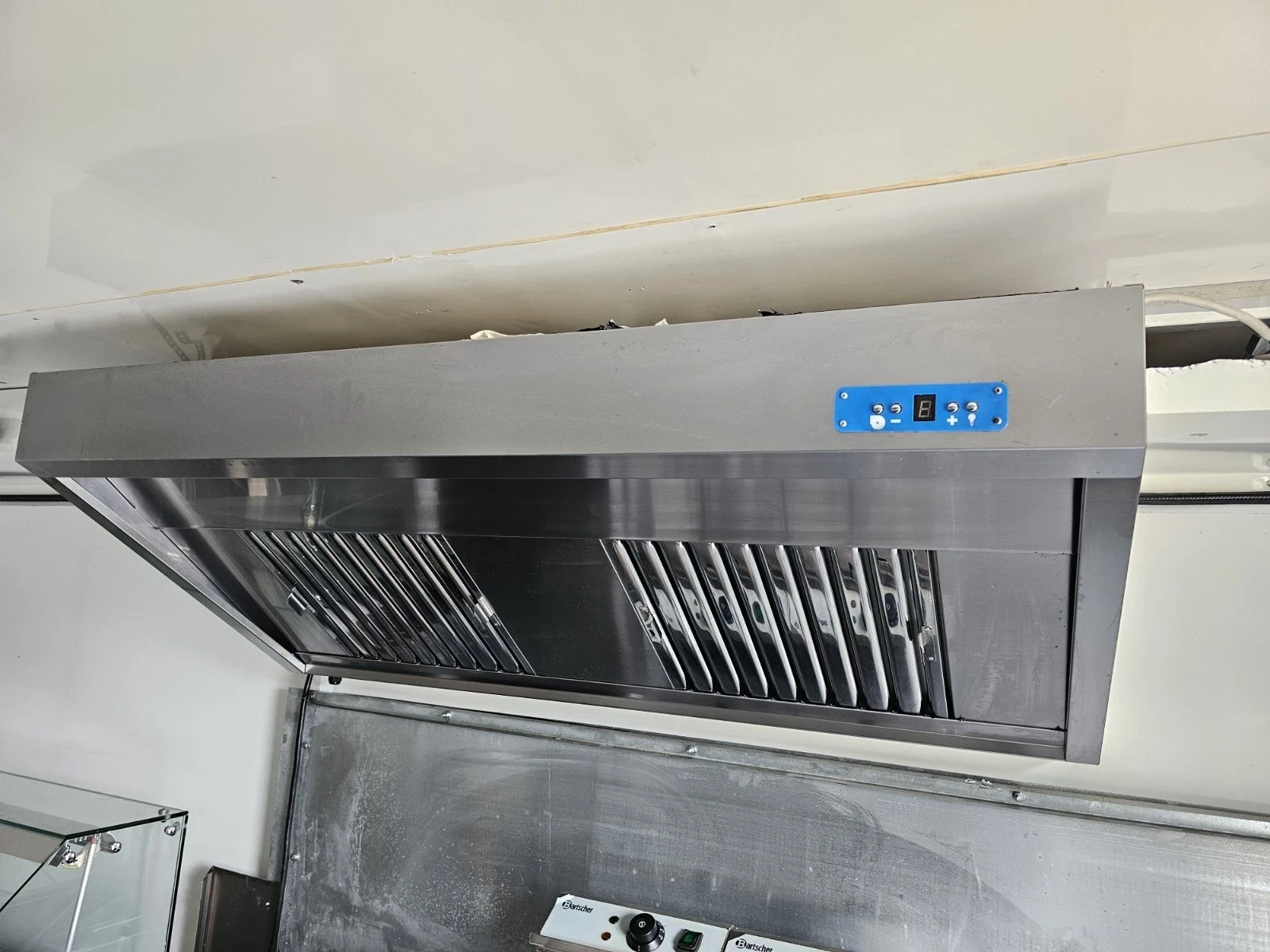 Mercedes-Benz Mb1000, снимка 7 - Бусове и автобуси - 53880321