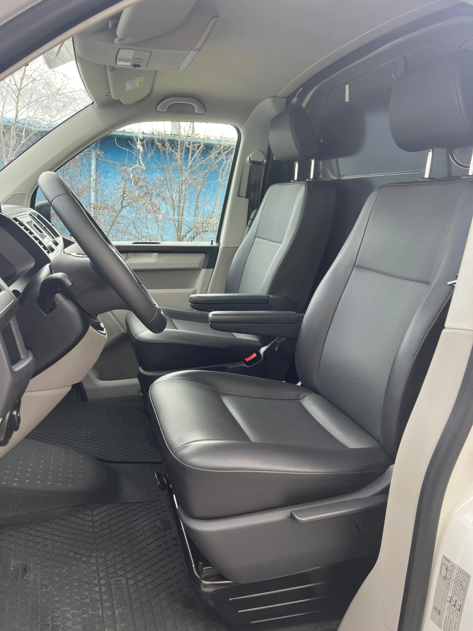 VW Transporter  T6 4х4 150ps  3хTop..!! , снимка 10 - Бусове и автобуси - 54071157