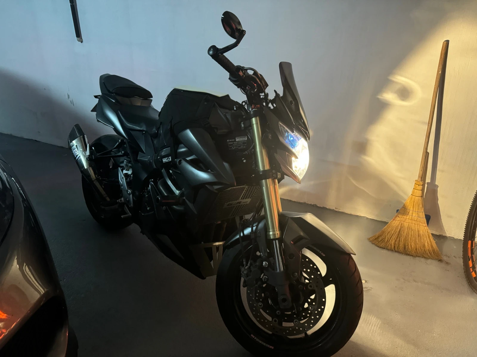 Suzuki Gsr AL5 ABS 750, снимка 1