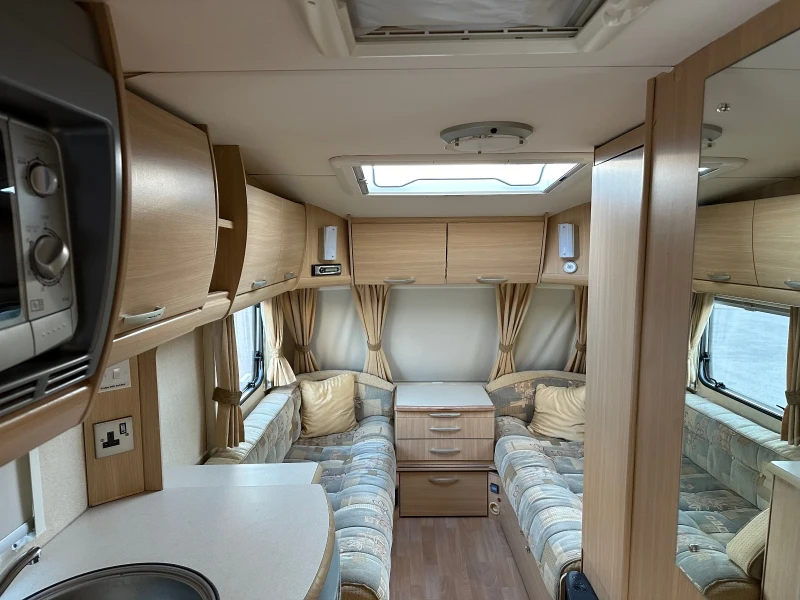 Каравана Bailey Abbey Freestyle 5 легла, снимка 12 - Каравани и кемпери - 52599811