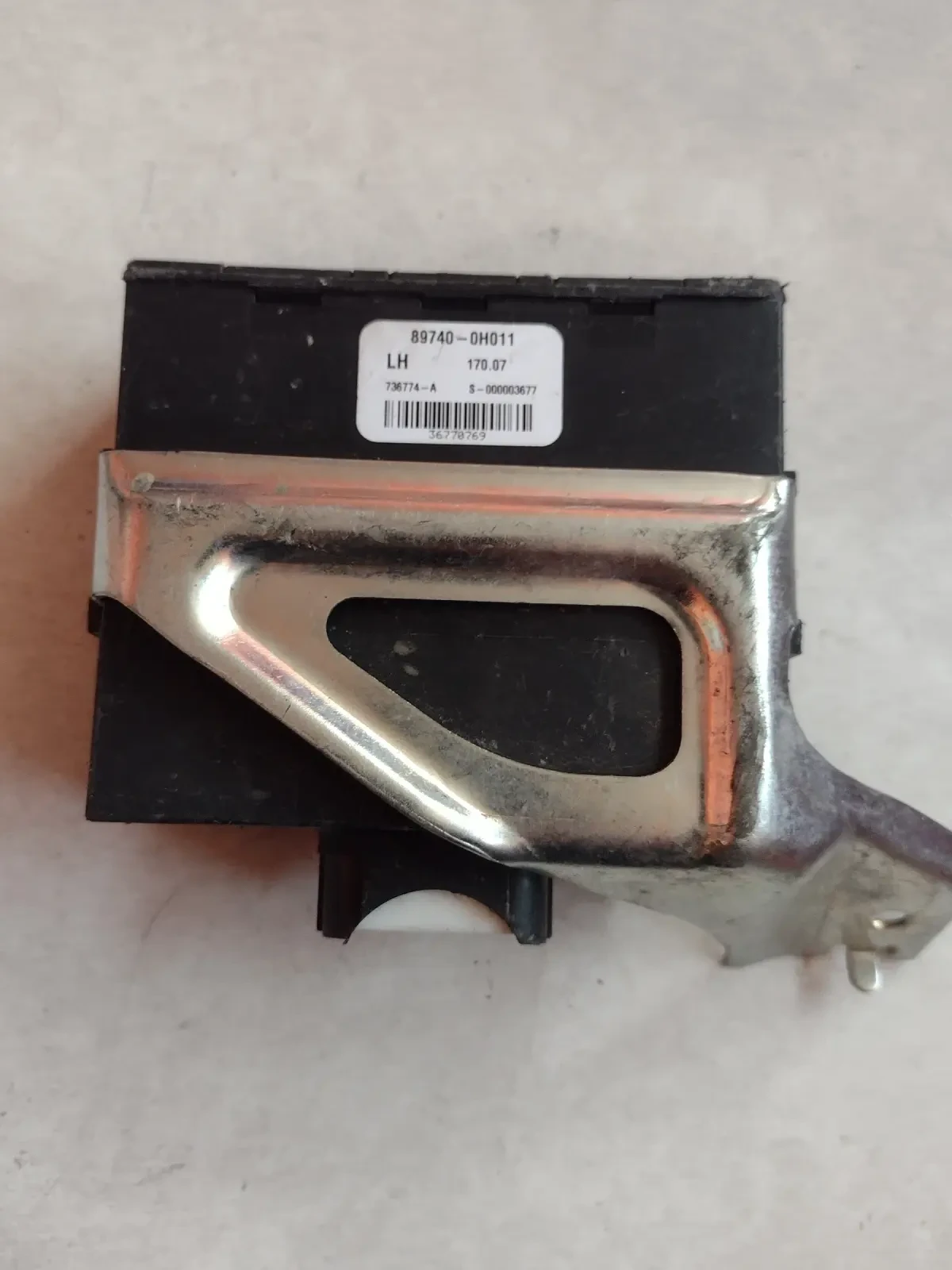 89740-0H011     TOYOTA AYGO I | Mobile.bg   1