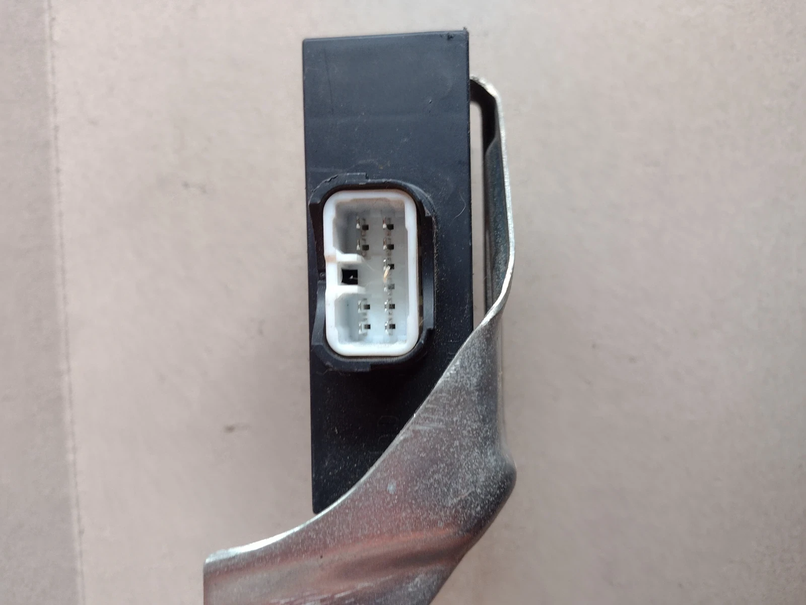 89740-0H011     TOYOTA AYGO I | Mobile.bg   5