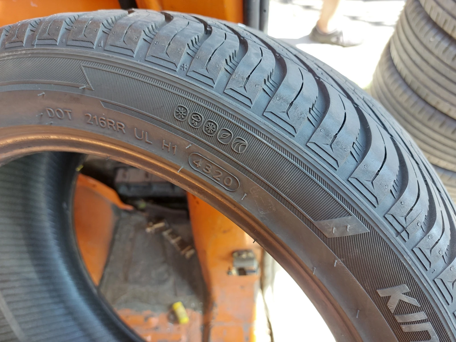 ���� 225/45R17 | Mobile.bg � ����������� 5