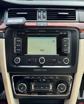 Skoda Superb 2.0TDI/AVTOMAT/MAX MAX FULL, снимка 14