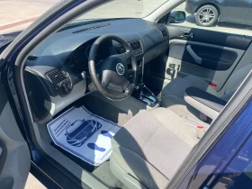 VW Golf 2.3 V5 Hiline, снимка 8