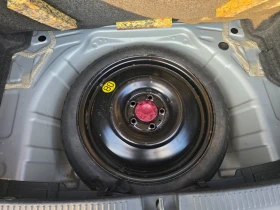 Toyota Auris 1.4 D4D Navi Автоматик Navi, снимка 12