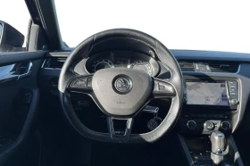 Skoda Octavia RS / 2.0TSI 220hp / DSG / Hatchback, снимка 7