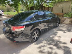 Обява за продажба на Toyota Avensis 1.6 ~13 999 лв. - изображение 1