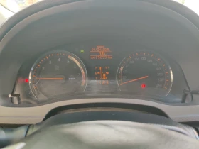 Обява за продажба на Toyota Avensis 1.6 ~13 999 лв. - изображение 8