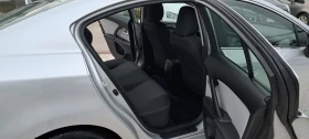 Toyota Avensis 2.0 D4D 143kc Navi Kamera - 9999 € - 16739880 17