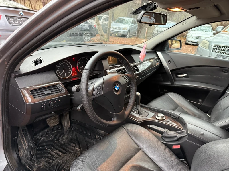 BMW 530 M* Performance* Газов* Инжекцион, снимка 11 - Автомобили и джипове - 48708692