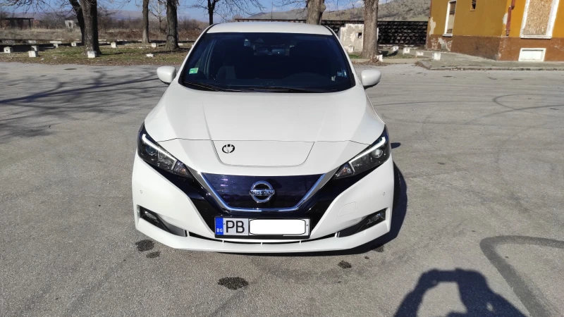 Nissan Leaf , снимка 1 - Автомобили и джипове - 48923566