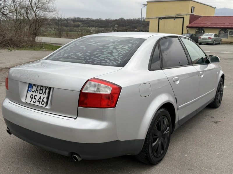 Audi A4 1.8/Бензин, снимка 4 - Автомобили и джипове - 49702743