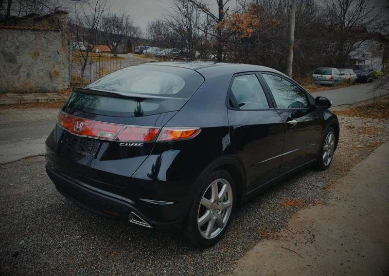 Honda Civic 2.2 i-CTDi, снимка 5 - Автомобили и джипове - 52347848