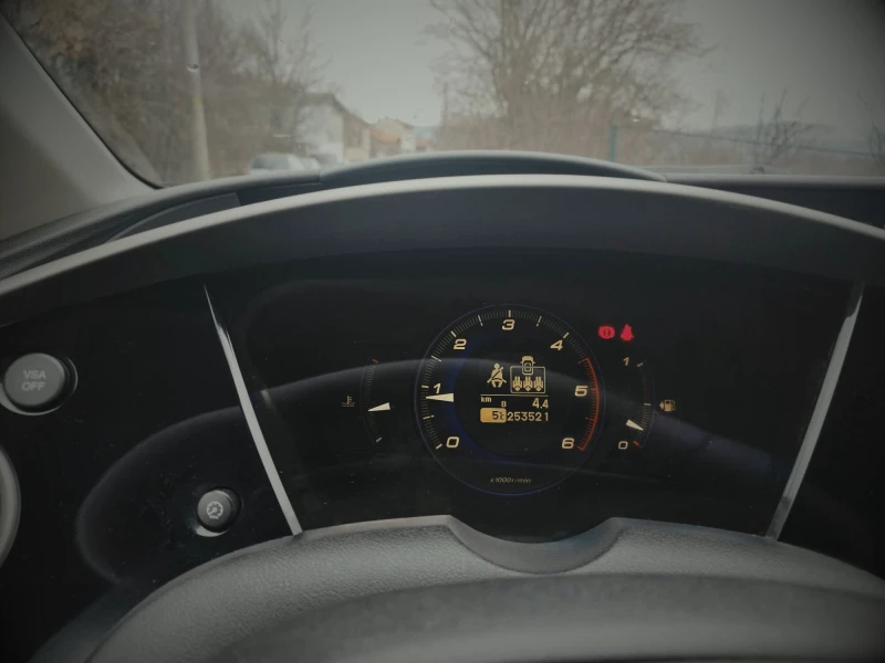 Honda Civic 2.2 i-CTDi, снимка 9 - Автомобили и джипове - 52347848