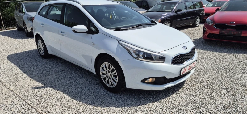 Kia Ceed 1.6-135кс. КЛИМА, снимка 4 - Автомобили и джипове - 51570934