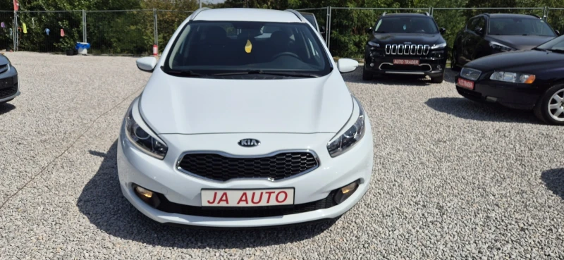Kia Ceed 1.6-135кс. КЛИМА, снимка 2 - Автомобили и джипове - 51570934