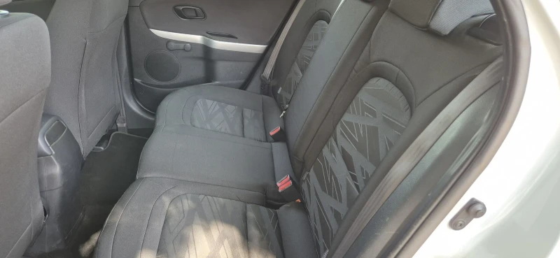 Kia Ceed 1.6-135кс. КЛИМА, снимка 10 - Автомобили и джипове - 51570934