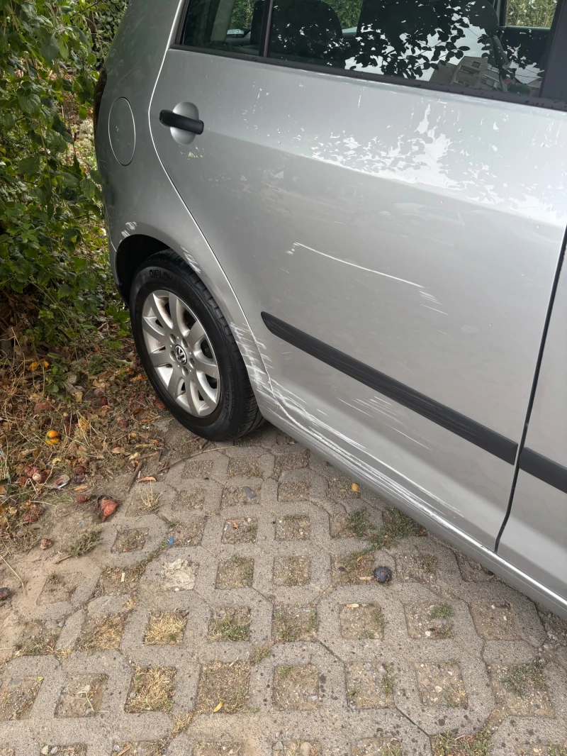 VW Golf Plus 2.0, снимка 16 - Автомобили и джипове - 52260753