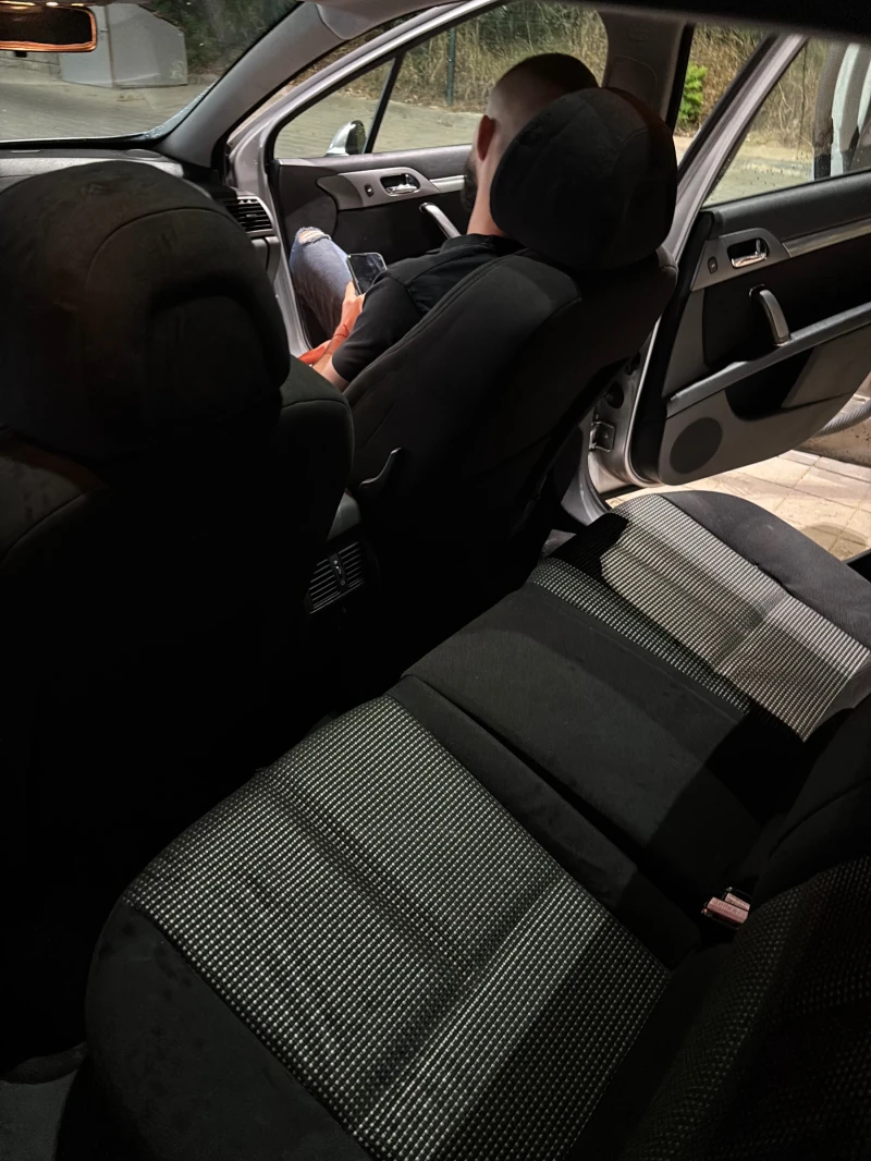 Peugeot 407 ., снимка 10 - Автомобили и джипове - 51865671