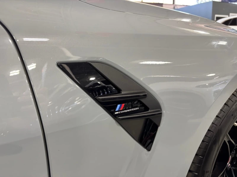 BMW M4 * Competition Coupe| XDRIVE| AWD| CARBONROOF| ORAN, снимка 9 - Автомобили и джипове - 52830617