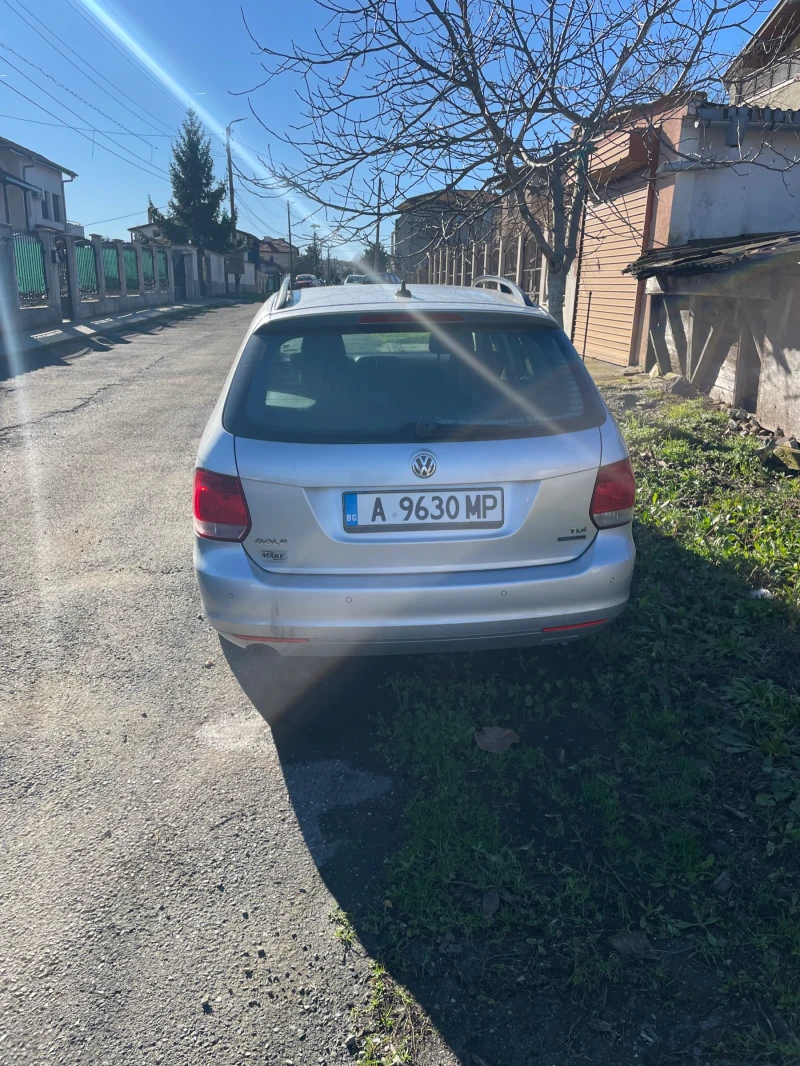 VW Golf 1.6д. Dsg, снимка 4 - Автомобили и джипове - 52998935