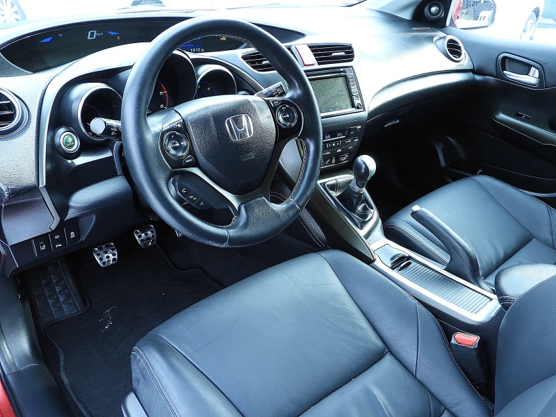 Honda Civic 1.6ШВЕЙЦАРИЯ/LUX/КОЖА/НАВИ/КЛИМАТРОНИК/АВТОПИЛОТ, снимка 9 - Автомобили и джипове - 53328846