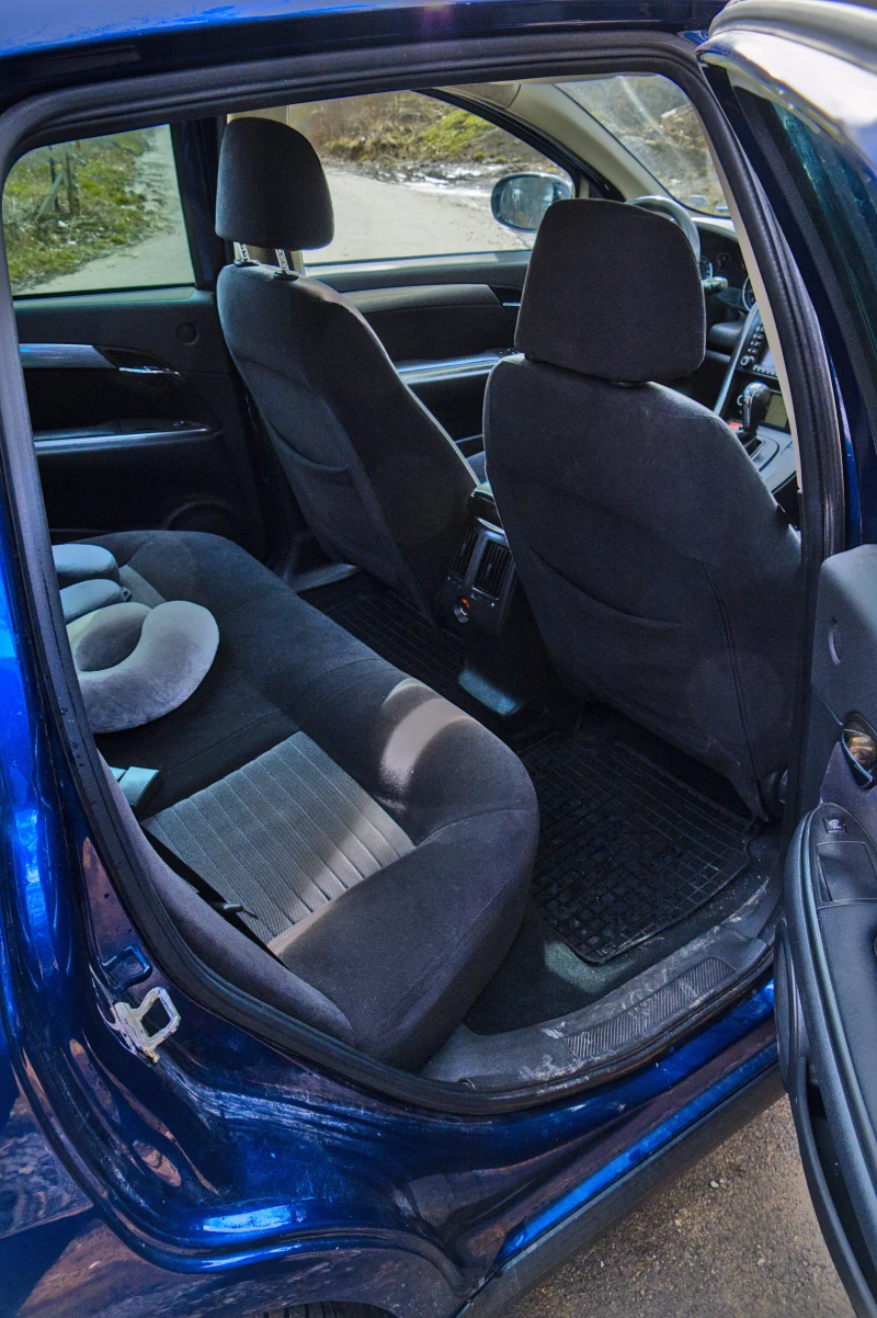 Fiat Croma 2.2 16v automatic, снимка 8 - Автомобили и джипове - 53537598