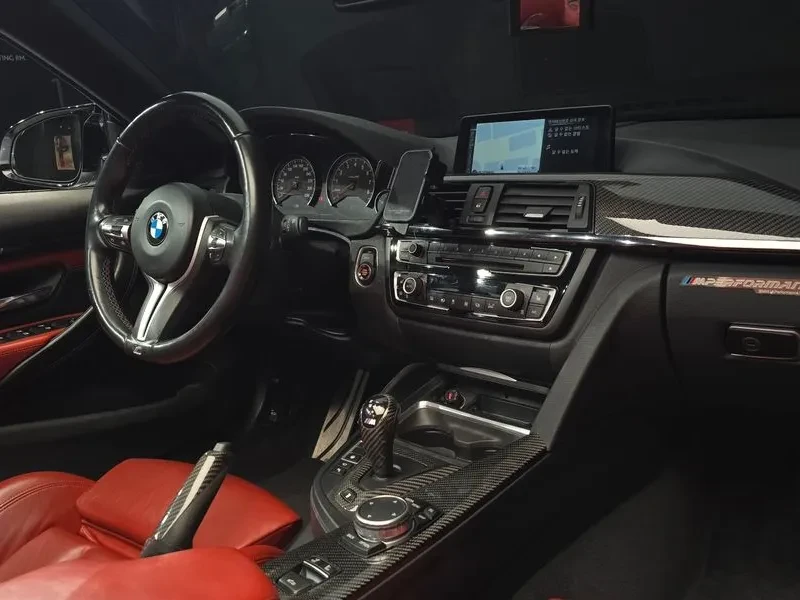 BMW M4, снимка 7 - Автомобили и джипове - 55205443