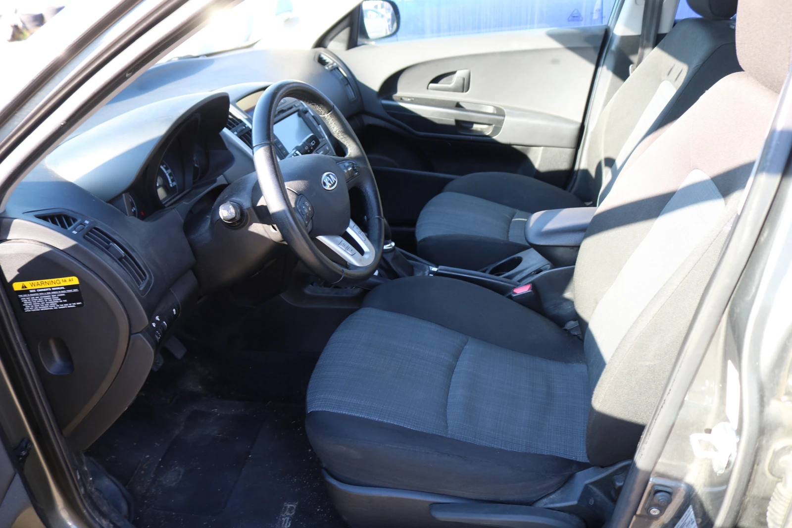 Kia Ceed 1.4   | Mobile.bg   12