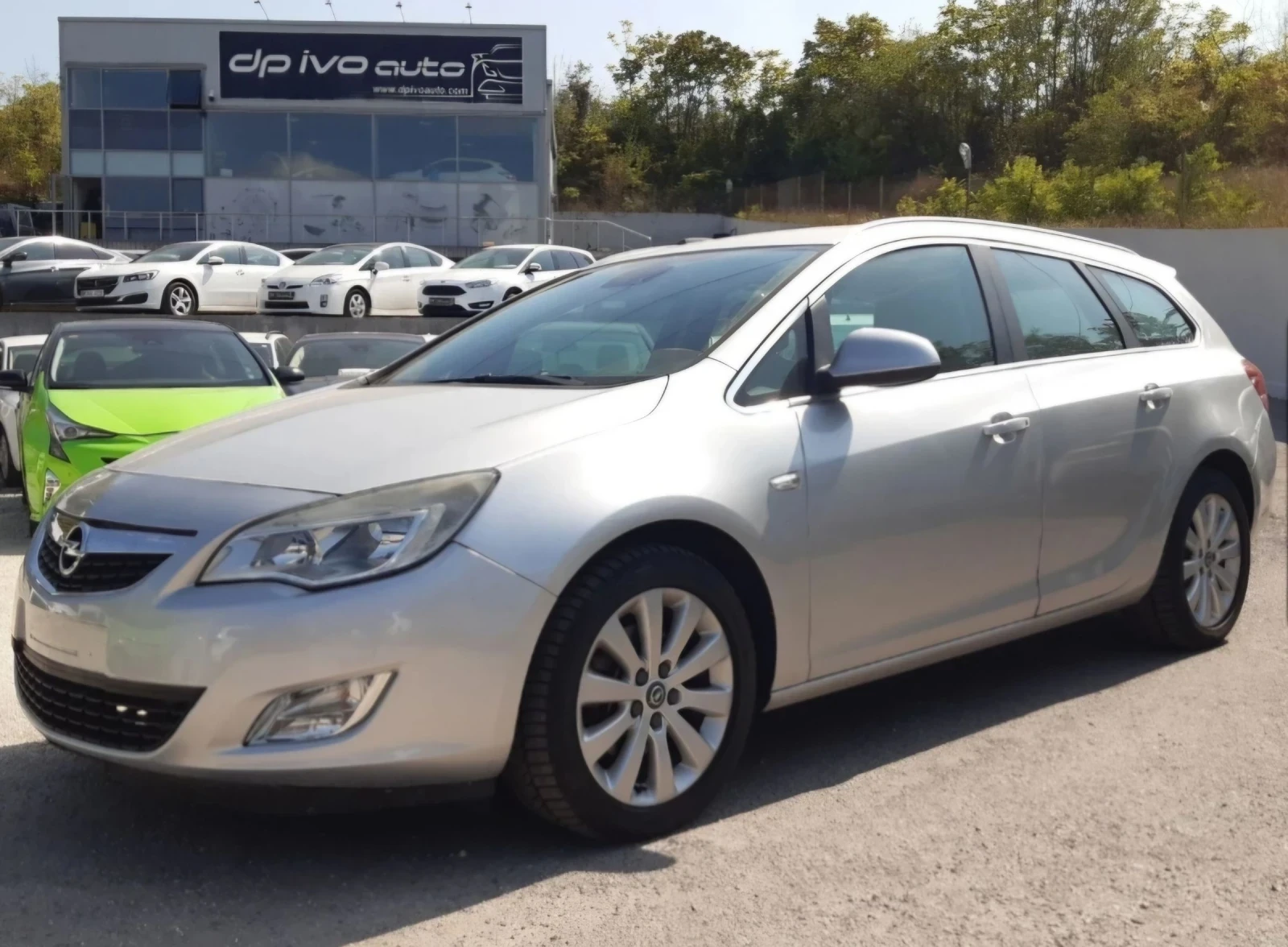 Opel Astra 1.7CDTI* КОЖА* ОТЛИЧЕН* ТОП ОФЕРТА*  | Mobile.bg — изображение 16