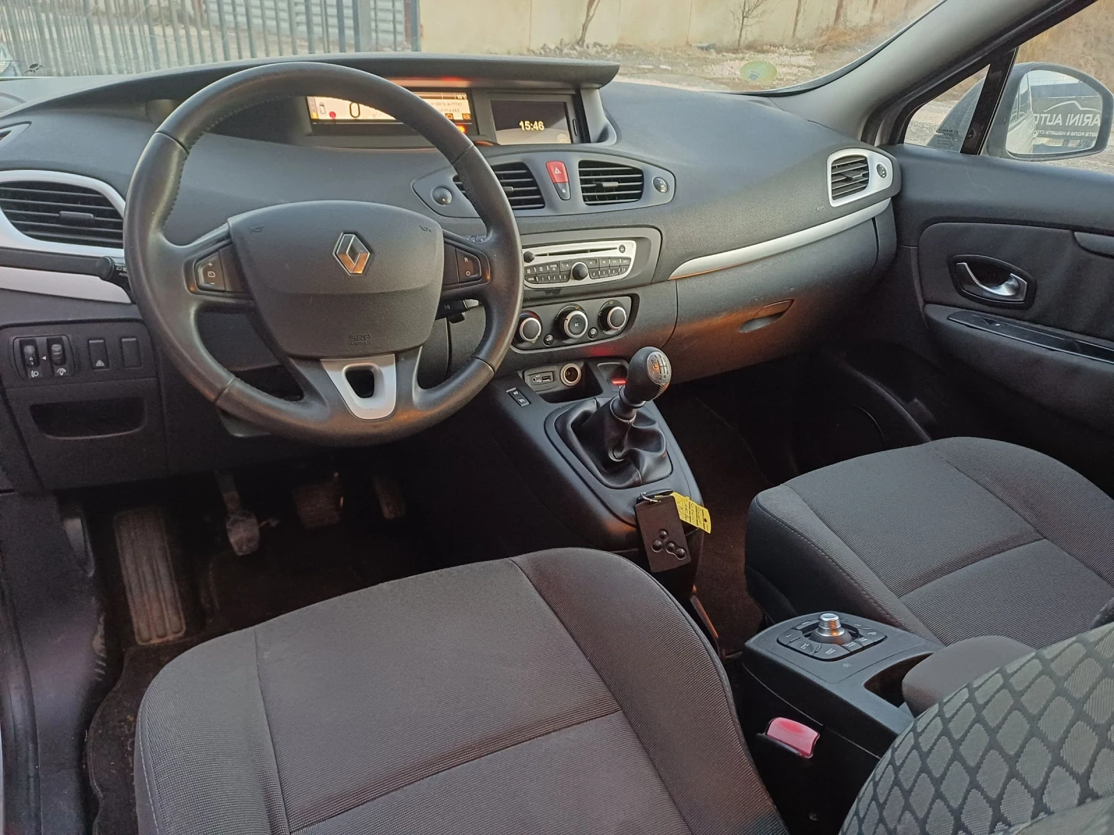 Renault Scenic 1.5dci - изображение 10