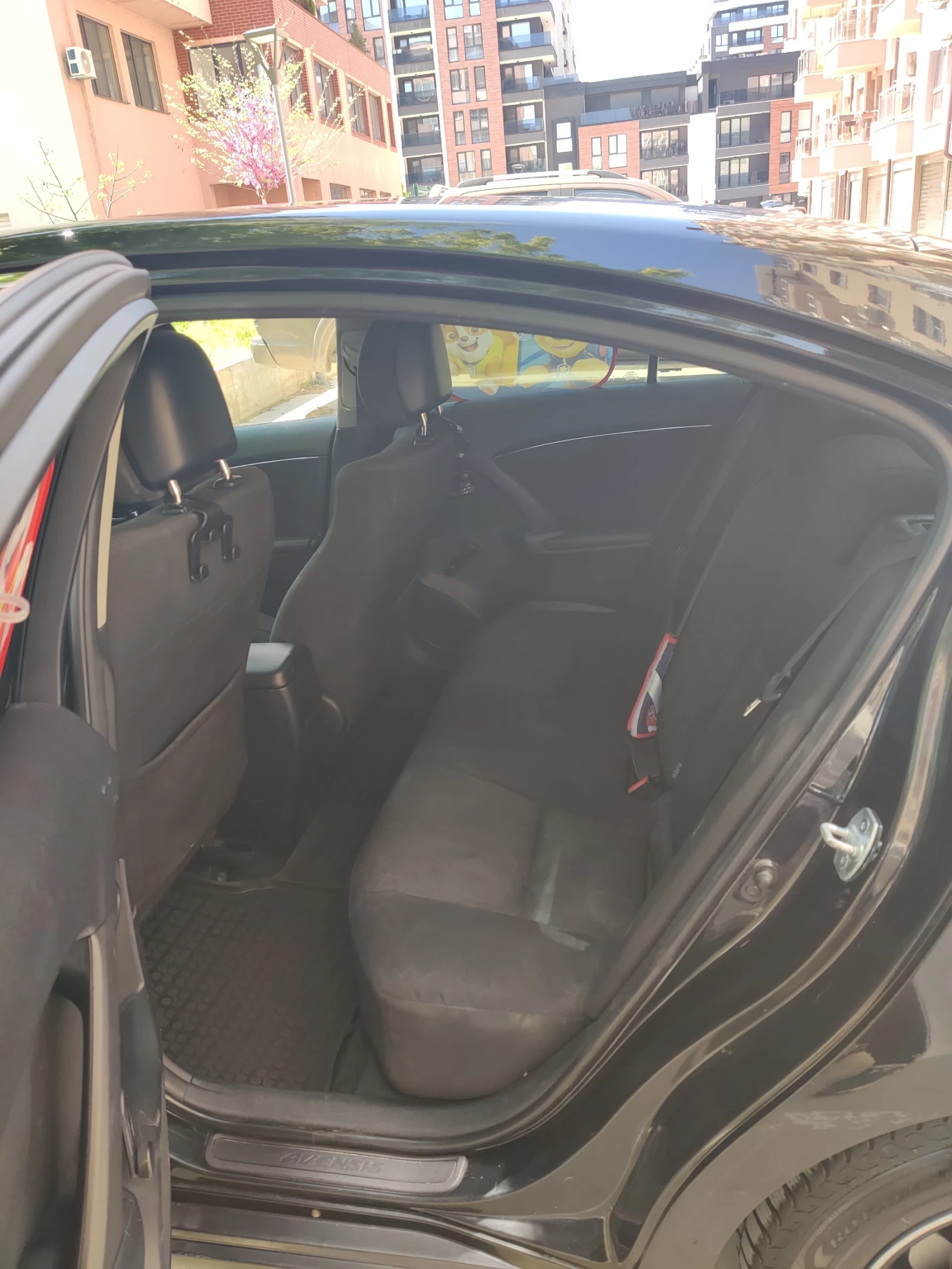 Toyota Avensis 1.6 - изображение 5