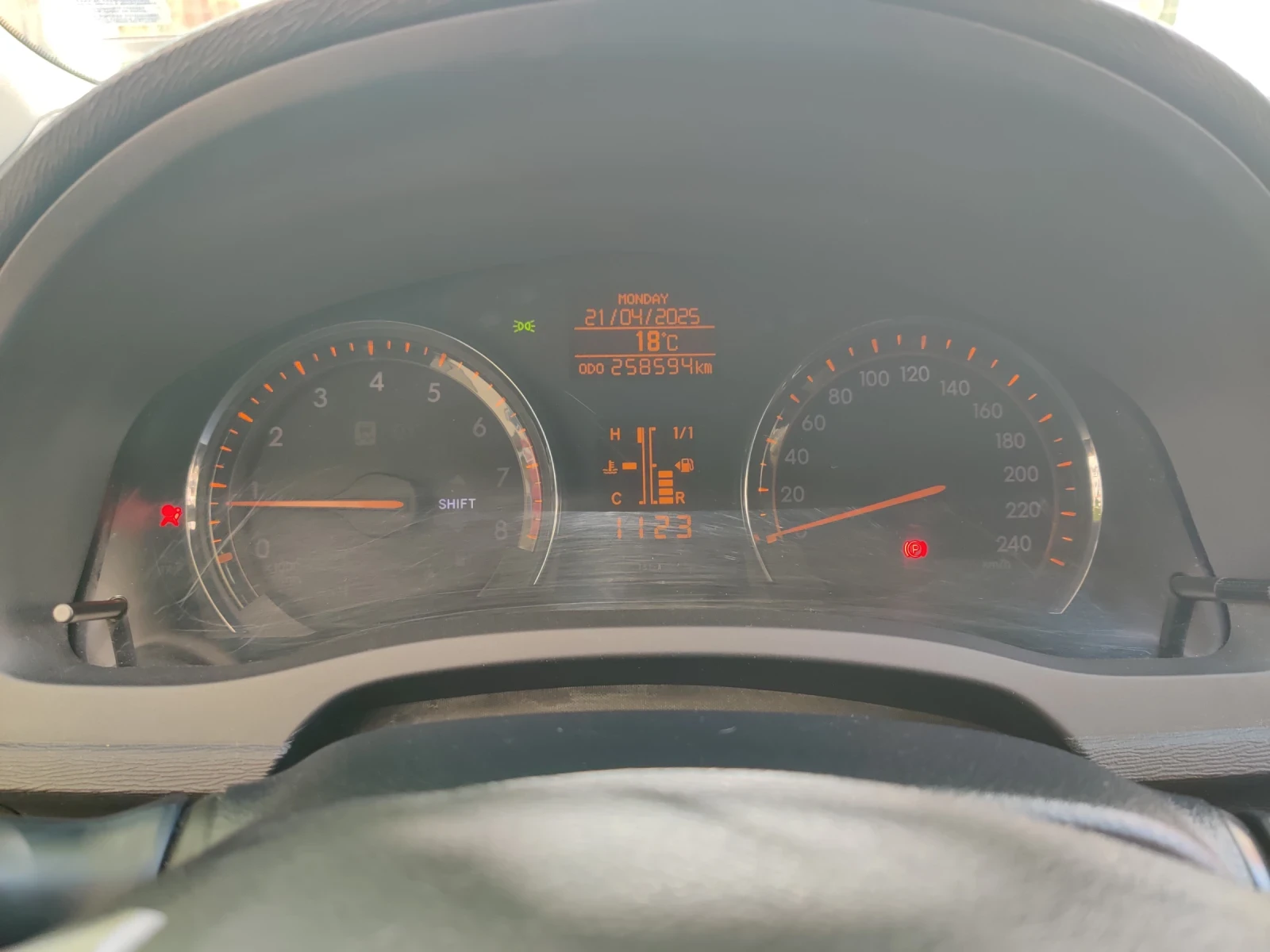 Toyota Avensis 1.6 - изображение 9