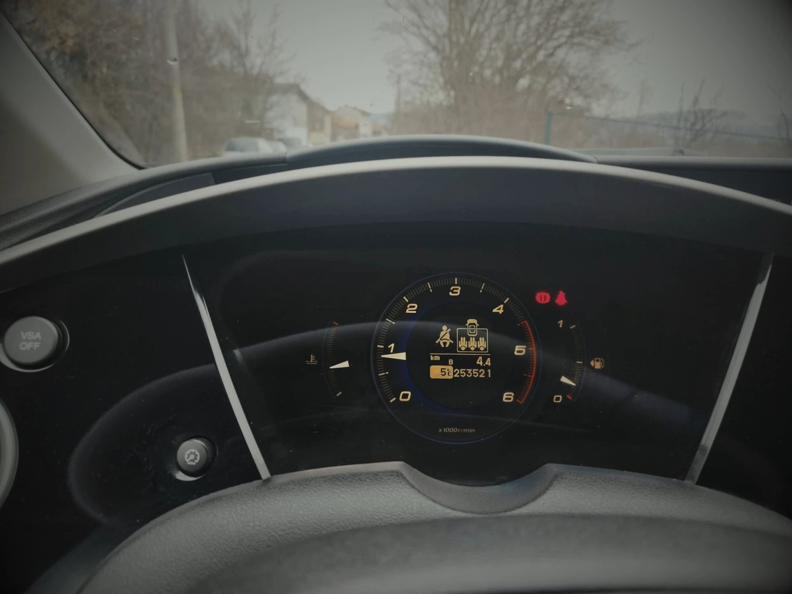 Honda Civic 2.2 i-CTDi - изображение 9