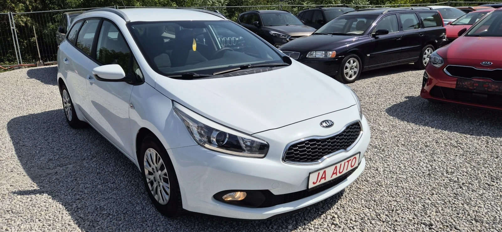 Kia Ceed 1.6-135кс. КЛИМА - изображение 3