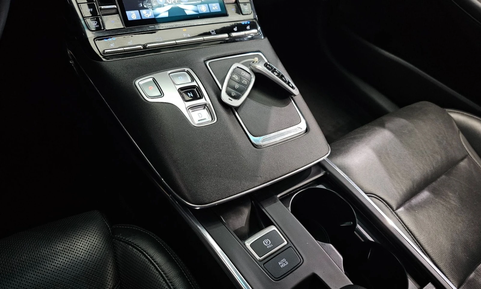 Hyundai Grandeur 3.0 Lpi Premium - изображение 8