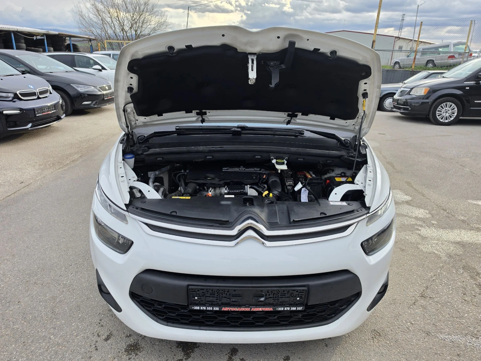 Citroen C4 Picasso 1.6HDi AUTOMATIC, снимка 17 - Автомобили и джипове - 52903450